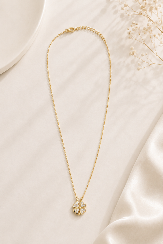 Golden Clover Magnetic Pendant