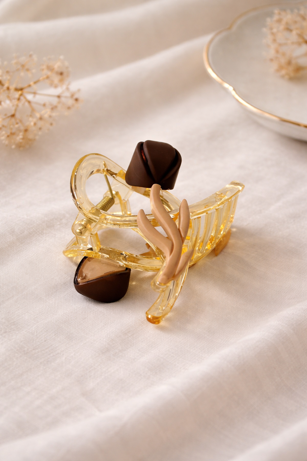 Golden Cocoa Charm Hair Claw