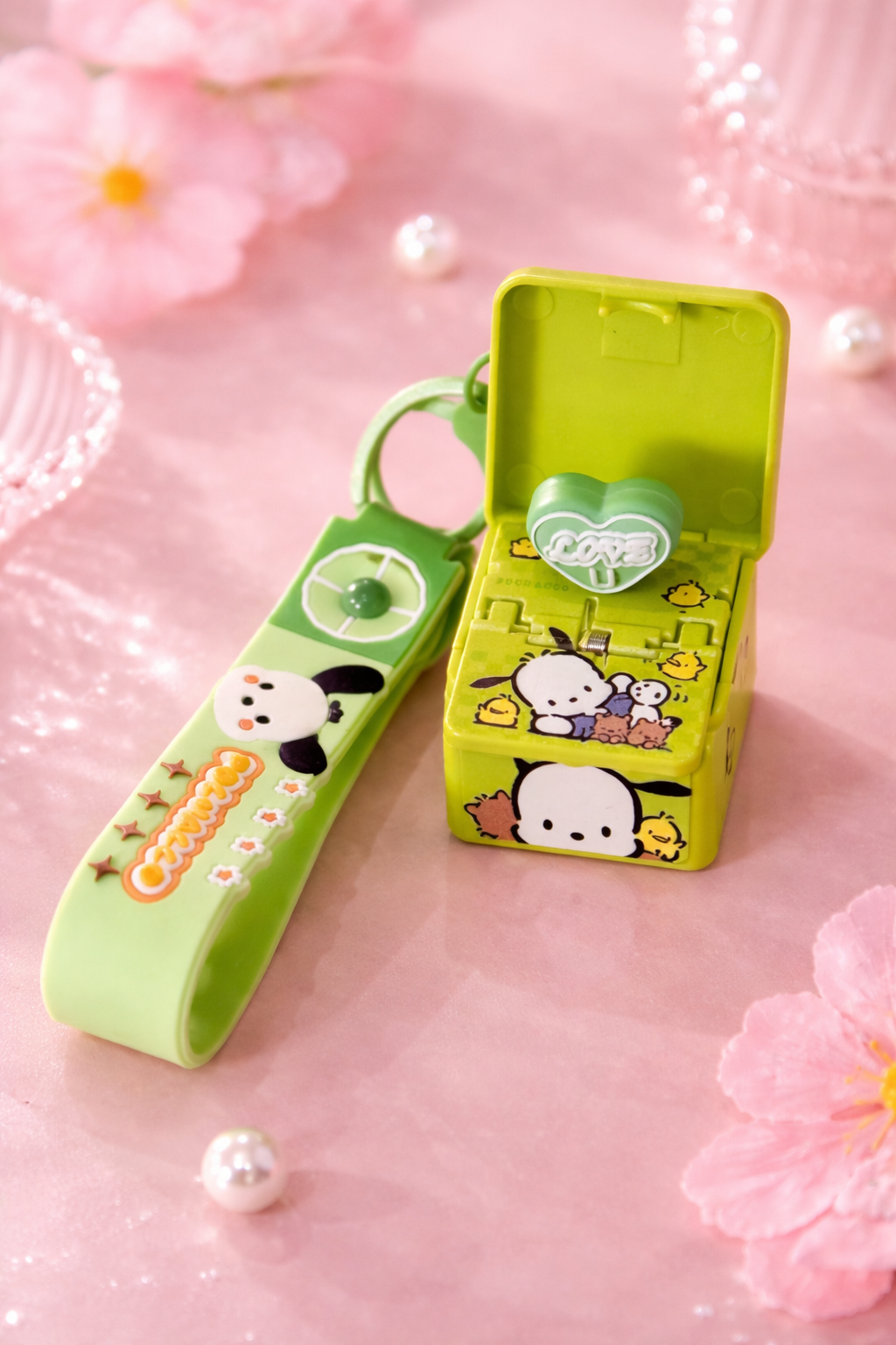 Pochacco Happy Pop Keychain