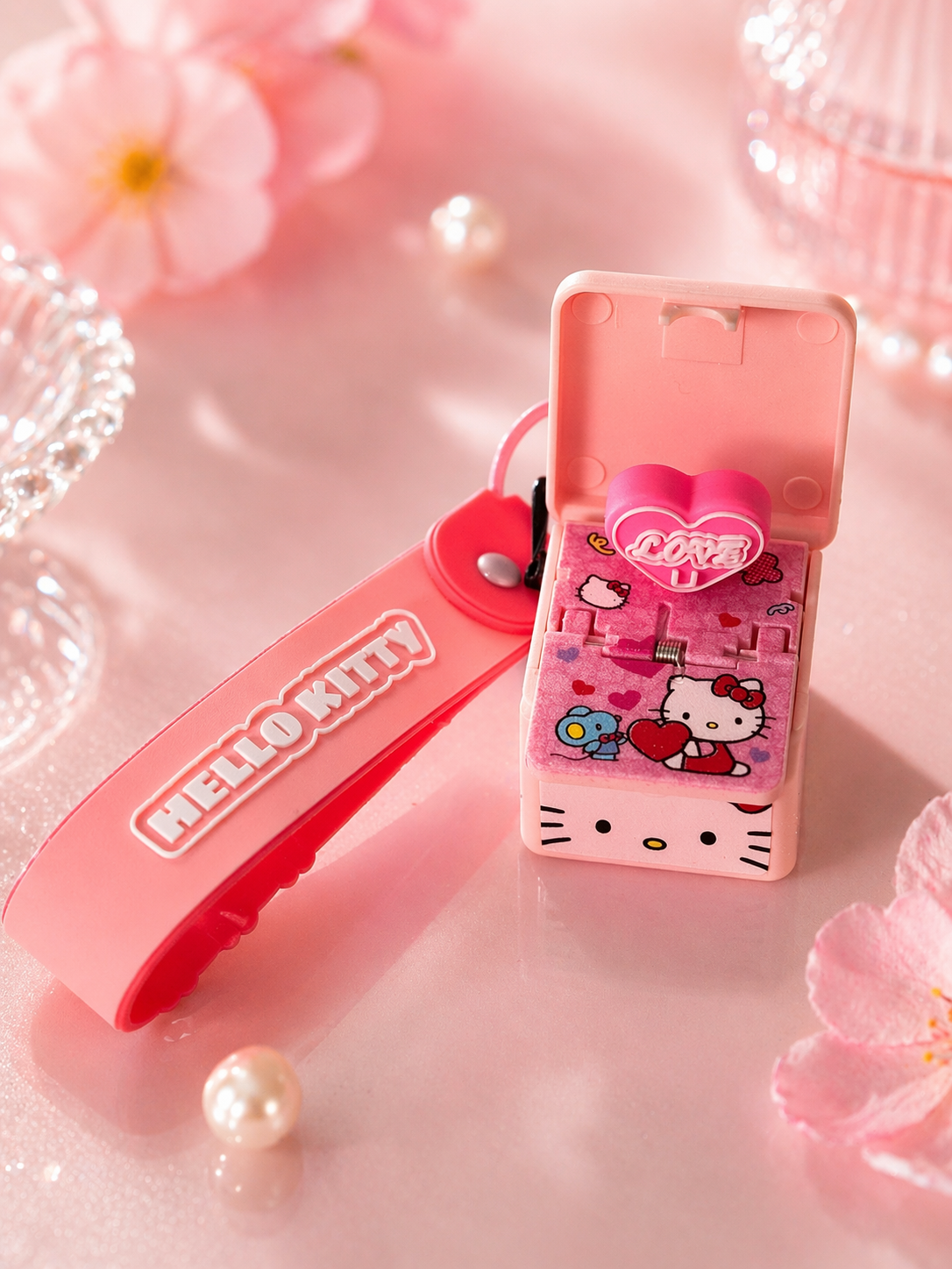 Hello Kitty Sweetheart Pop Keychain