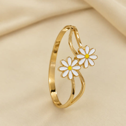 Floral Embrace Anti Tarnish Bracelet