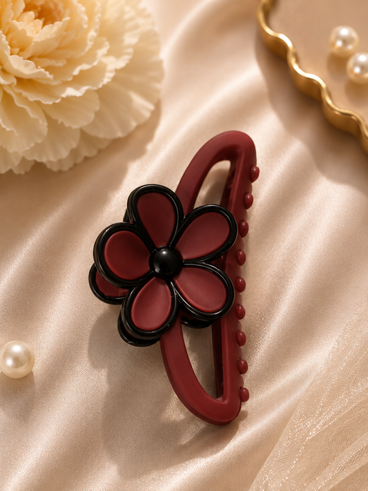 Daisy Bloom Claw Clip